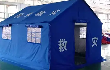 Téli pamut katasztrófaelhárítási sátrak megerősített vázzal, most szállítjuk a Pengcheng Outdoorból